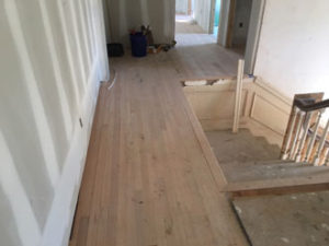 Installing Solid Red Oak Hardwood, How To Install Unfinished Oak Flooring